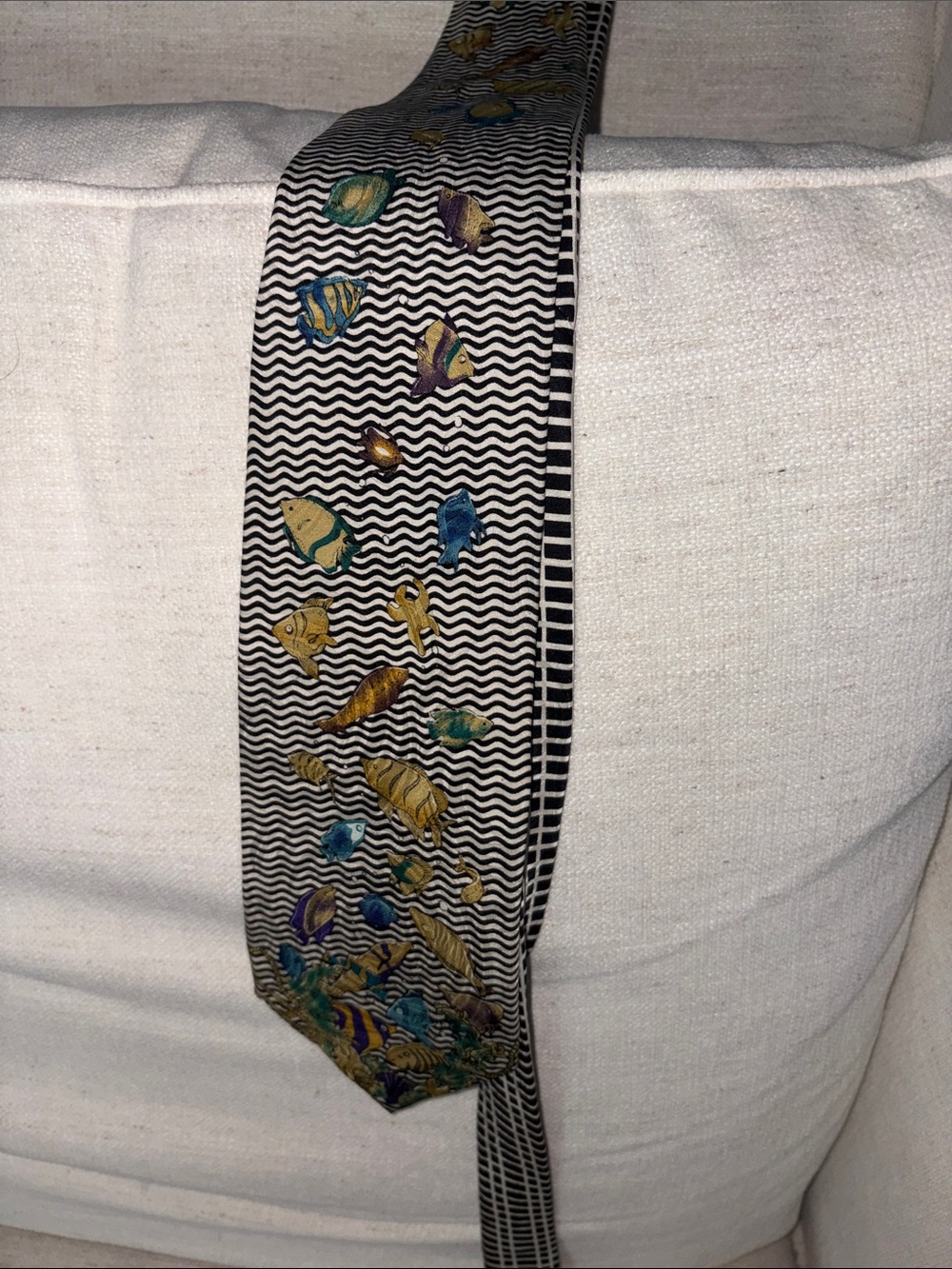 Gianfranco Ferretti Black & White Wavy Fish Silk Tie